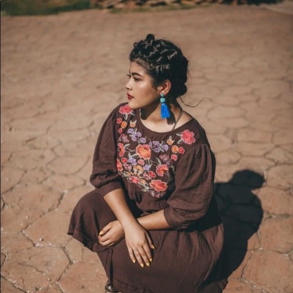 Dress - Picture 3 of 5